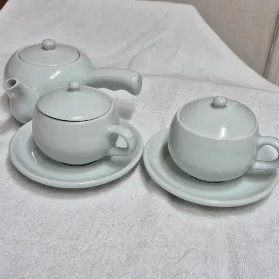 [BUNJANG] White Porcelain Tea Set with Teapot and 2 Cups / 깔끔한 디자인의 백자 다기 세트예요주전자와 찻잔 2개