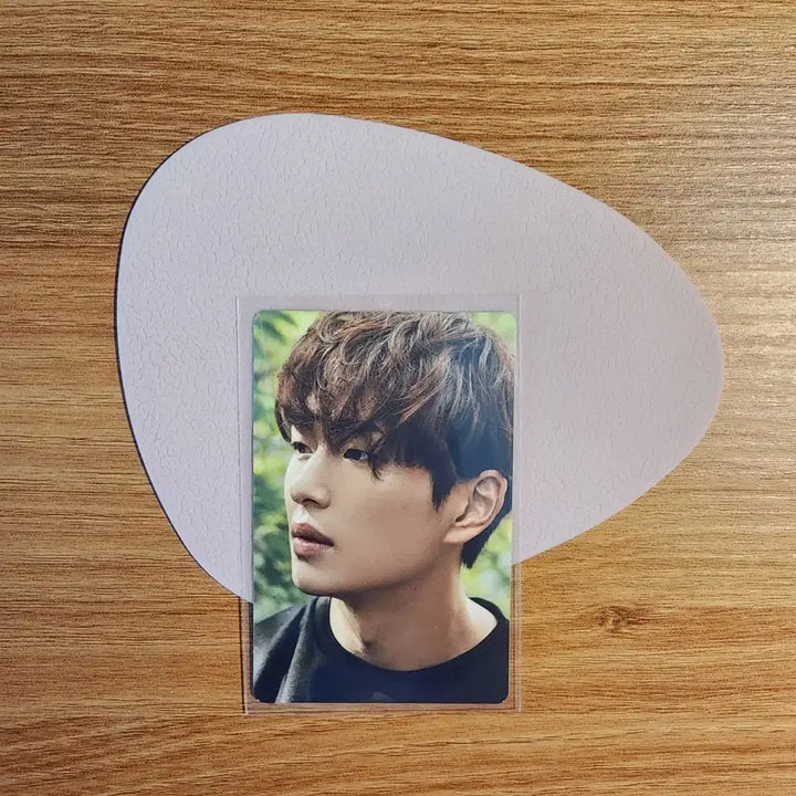[BUNJANG] SHINee Onew One&amp;Only Sticker Photocard / 샤이니 원앤원 온유 스티커포카