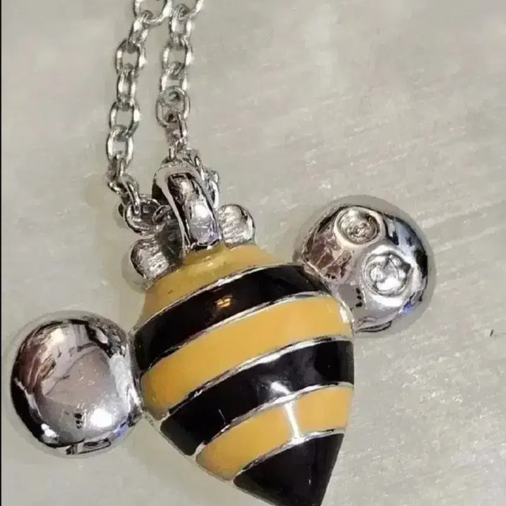 [BUNJANG] Swarovski Bee Cubic Necklace / 스와로브스키꿀벌 목걸이 큐빅 포인트