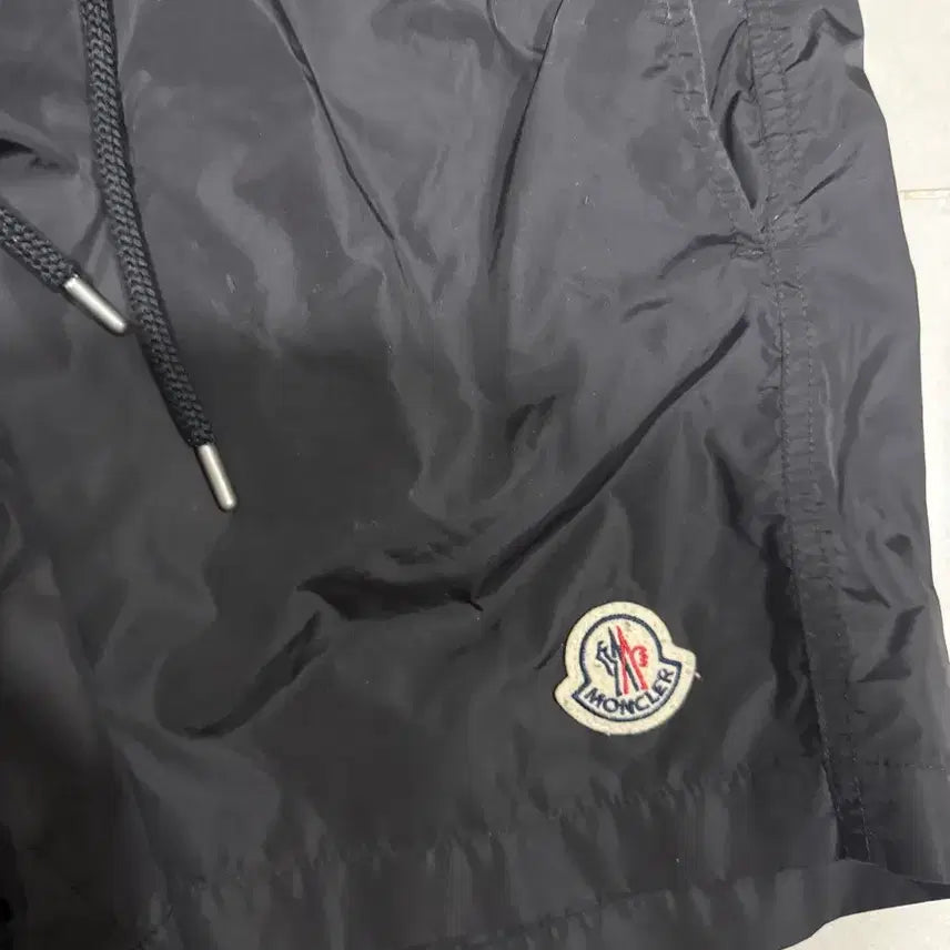 [BUNJANG] Moncler Swim Pants Black L / [당일출고,L사이즈] 몽클레어 스윔팬츠 반바지