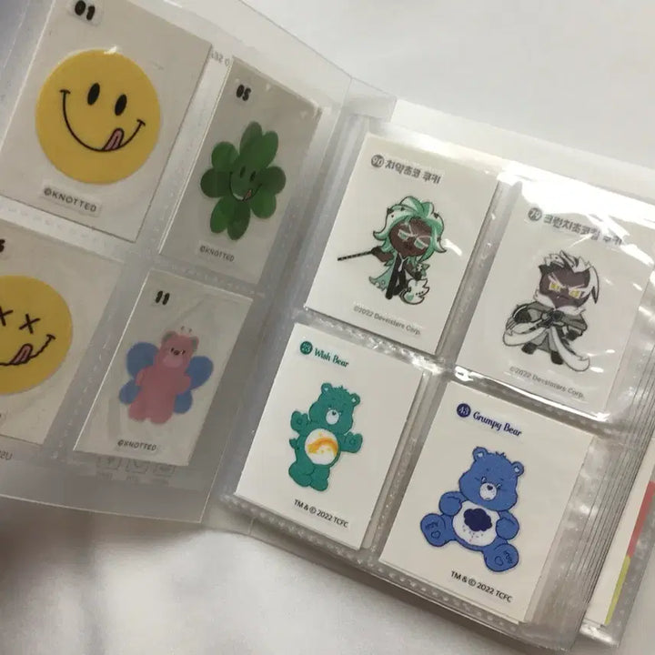 [BUNJANG] Rare 121-Piece Sticker Album / [희귀] 띠부씰북121장판매