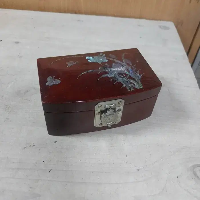 [BUNJANG] 1970s Japanese Lacquer Mother-of-Pearl Jewelry Box / 1970년대 일본 빈티지 옻칠 자개 보석함
