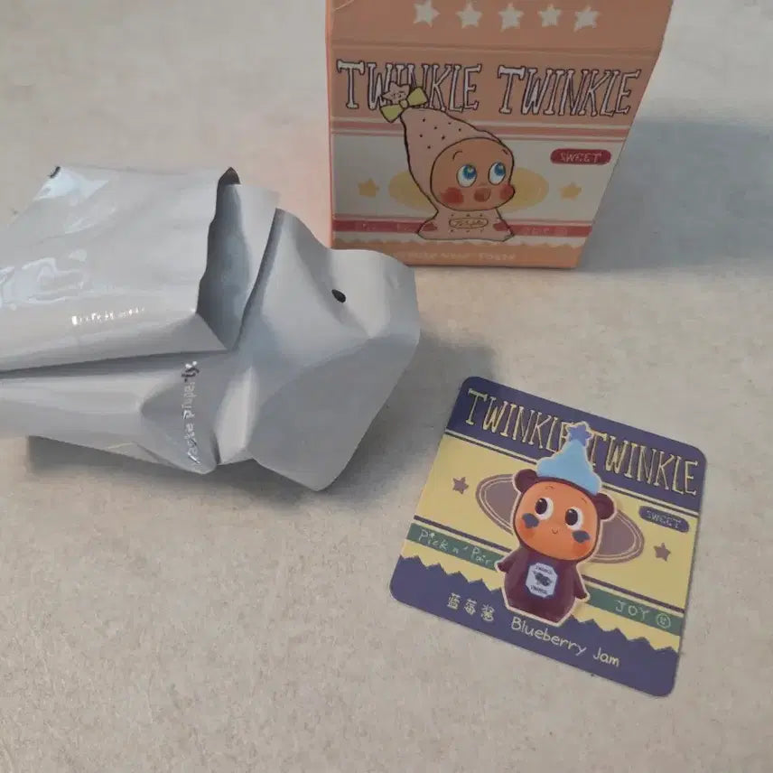 [BUNJANG] Pop Mart Small Star Blueberry Jam Figure / <미개봉 새상품> 작은별 나만의 맛조합 블루베리잼 피규어