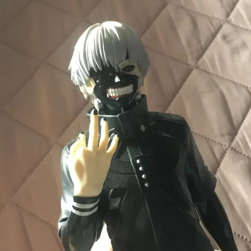 [BUNJANG] Tokyo Ghoul Ken Kaneki Grandista Figure / 도쿄구울 카네키 켄 그란디스타 피규어
