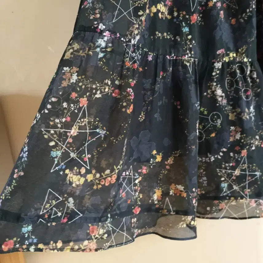 [BUNJANG] CC Collect Pattern Pleated Long Skirt (Size 66) / CC콜렉트 시원한 스커트 66