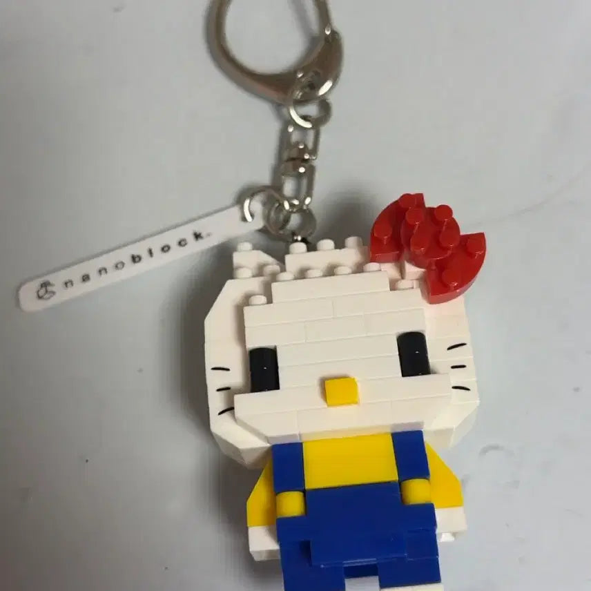 [BUNJANG] Hello Kitty Nano Block Keychain / 키티 나노블록 키링