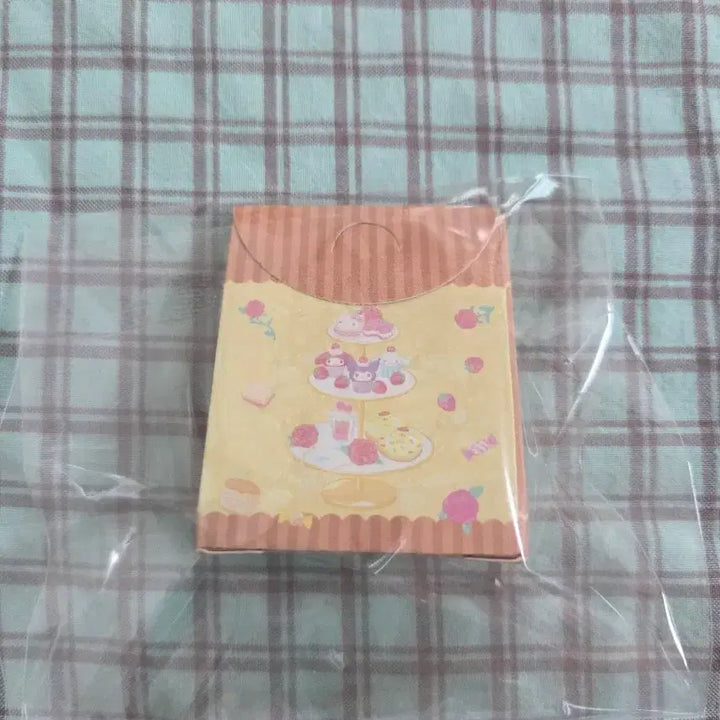 [BUNJANG] Sanrio Pompompurin Dessert Donut Mini Figure Miniature / 산리오 폼폼푸린 디저트 도넛 미니 피규어 미니어처
