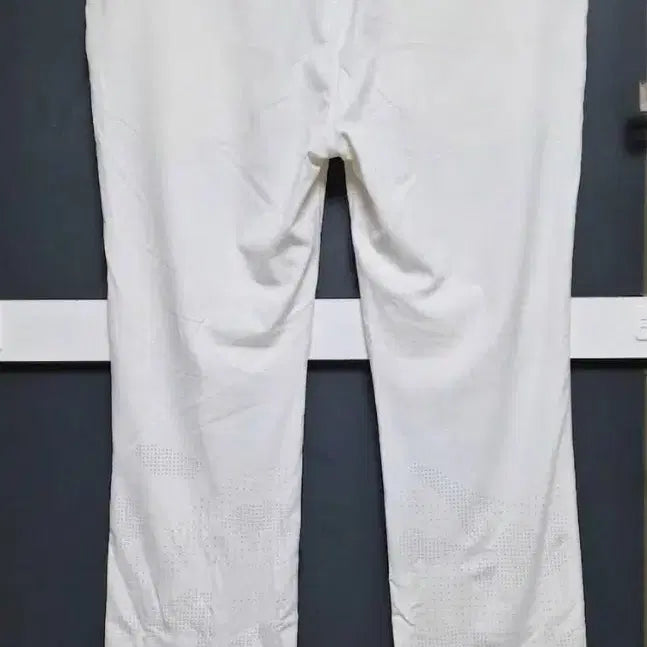 [SOLD OUT] 마크앤로나 남성 기능성 골프바지