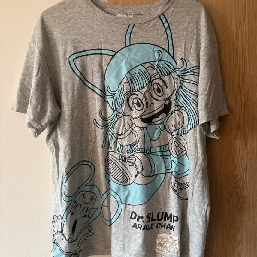[BUNJANG] Dr. Slump Arale Graphic T-Shirt / 닥터 슬럼프의 아라레 티셔츠