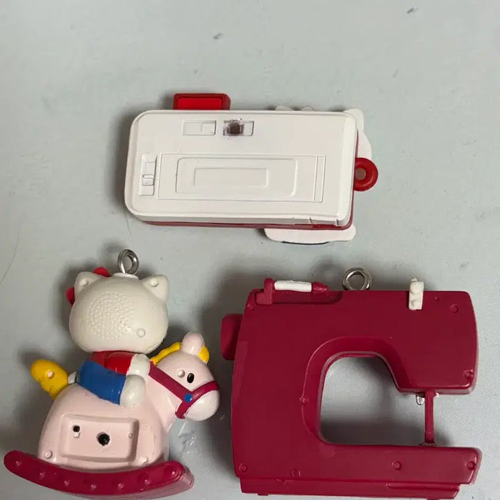 [BUNJANG] Hello Kitty 50th Anniversary Gacha 4-Type Bundle Set / 키티 50주년 가챠 4종 일괄