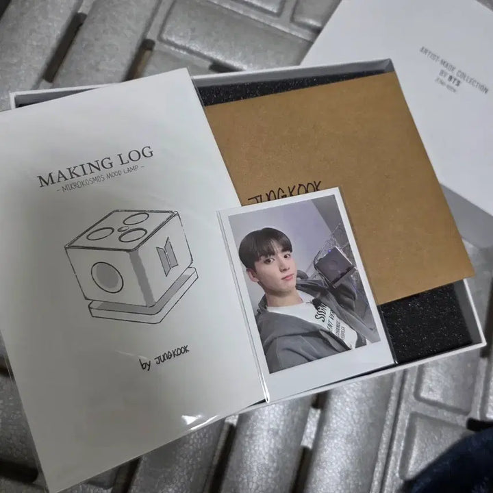 [BUNJANG] BTS Jungkook Mikrokosmos Mood Lamp Speaker &amp; Dicon Photobook (Jungkook Ver.) / BTS 정국 무드등 스피커 + 디아이콘 포토북 정국ver.