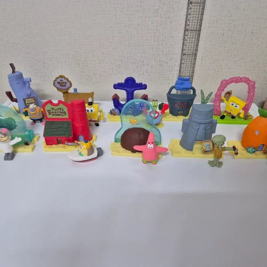 [BUNJANG] SpongeBob Happy Meal Full Set / 스폰지밥 해피밀 풀세트 팝니다.