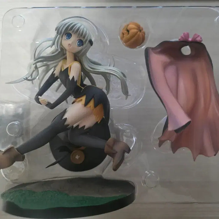 [BUNJANG] Kotobukiya Little Busters Kud &amp; Futaba Kudryavka Halloween Limited Edition Figure / 리틀버스터즈 쿠드와후타 쿠드랴프카 코토부키야 한정 고전 미소녀 피규어