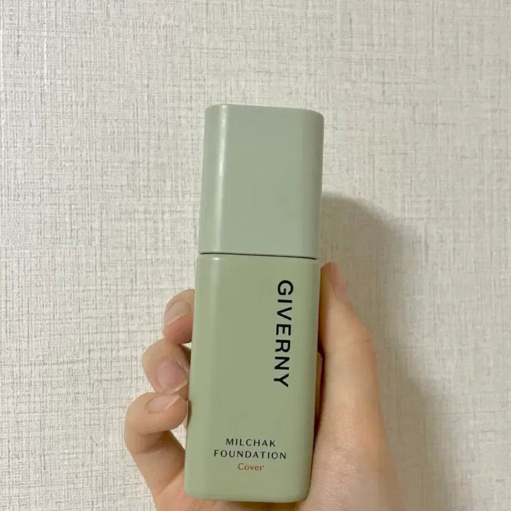 [BUNJANG] Giverny Close-Fit Cover Foundation SPF 50+ PA++++ 17C Porcelain (13g) / 지베르니 밀착 커버 파운데이션 17c 포슬린 13호 리퀴드 파데