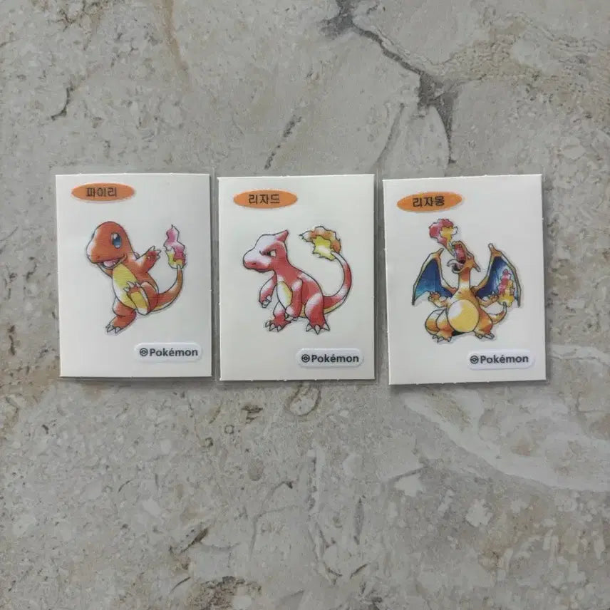 [BUNJANG] Pokemon 30th Anniversary Artwork Sticker Set (Charmander, Charmeleon, Charizard) / 포켓몬 띠부씰 30주년 아트워크 팔아요(파이리,리자드,리자몽)띠부씰
