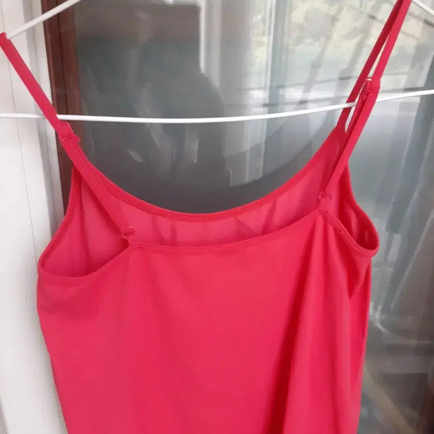[BUNJANG] Second Skin Quick-Drying Adjustable Strap Camisole Top / 세컨스킨 속건 쫀쫀 끈조절 끈나시 탑