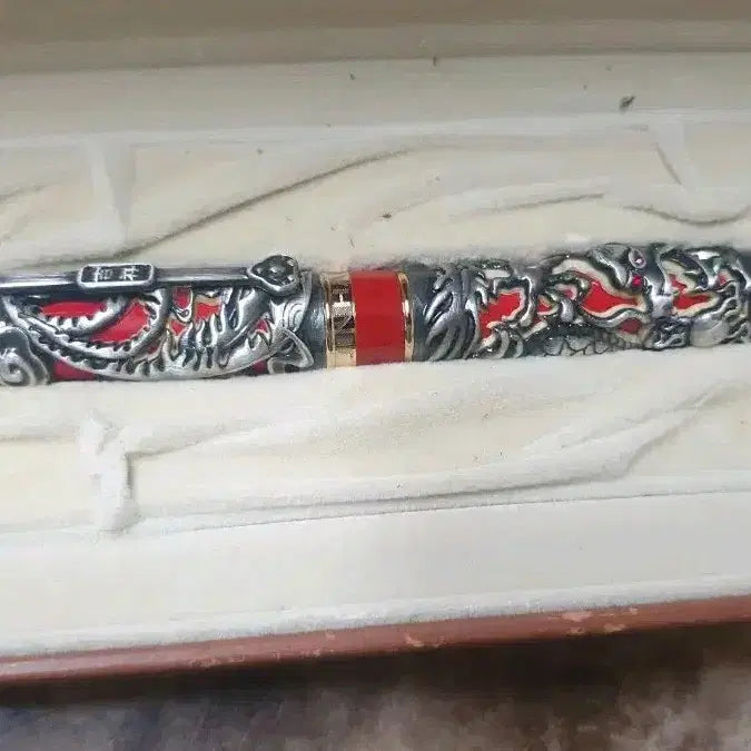 [BUNJANG] Jinhao Dragon Engraved Ballpoint Pen / JINHAO 용 문양 볼펜