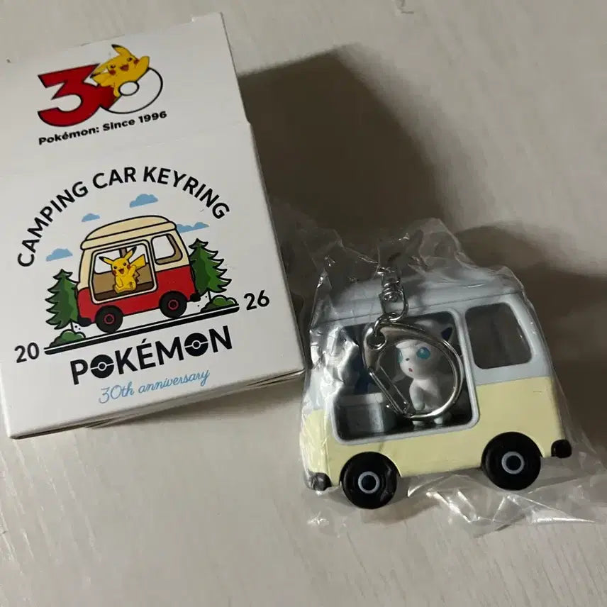 [BUNJANG] Lotte x Alola Vulpix Figure / 롯데리아 알로라 식스테일
