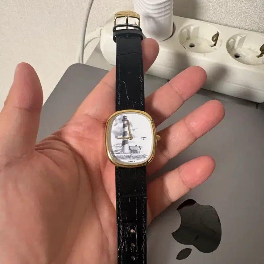 [BUNJANG] Timex Lighthouse Watch / 노아 타이맥스 라이트하우스 시계