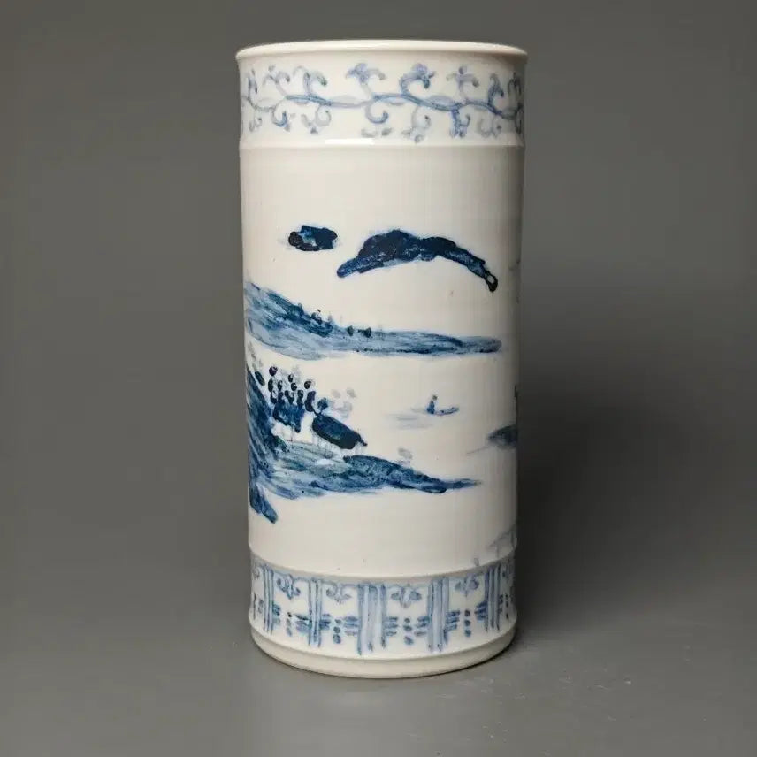[BUNJANG] Republic of China Blue and White Porcelain Landscape Cylindrical Brush Pot / 민국 청화백자 산수문 원통형 필통 중국도자기 골동품 수집품