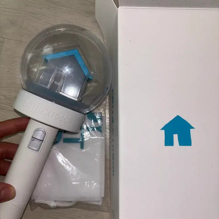 [BUNJANG] BOYNEXTDOOR Official Lightstick / BOYNEXTDOOR 보넥도 응원봉