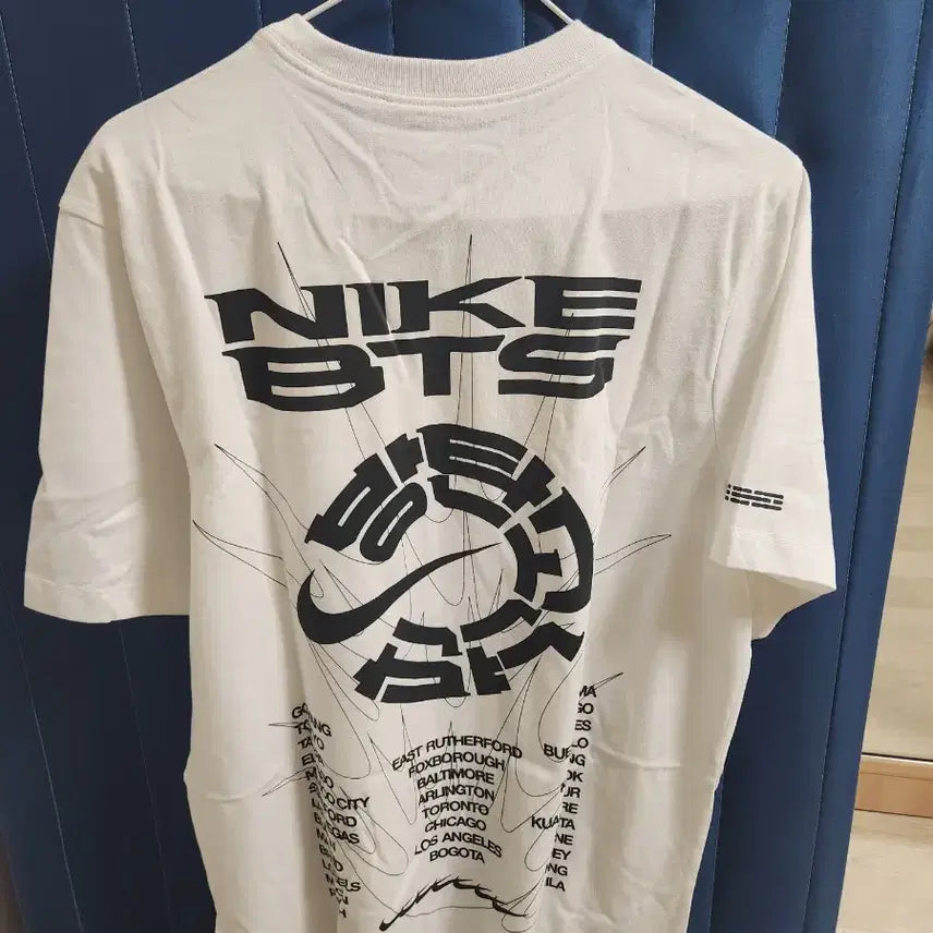 [SOLD OUT] 나이키 BTS 화이트 반팔 M(100)
