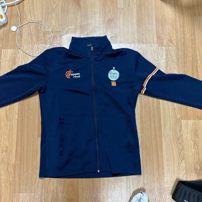 [BUNJANG] Yale Meditech Training Tracksuit / 예일메디텍 트레이닝복