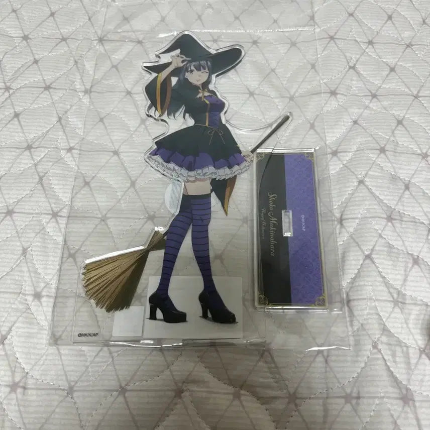 [BUNJANG] Seishun Buta Yarou Shouko Makinohara Halloween Acrylic Stand / 청춘돼지 마키노하라 쇼코 빅 아크릴 스탠드