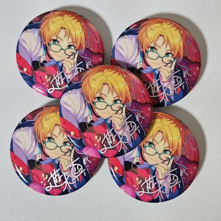 [BUNJANG] Ensemble Stars Makoto Shingeki Can Badge / 앙스타 마코토 중스타 캔뱃지 뱃지 치비