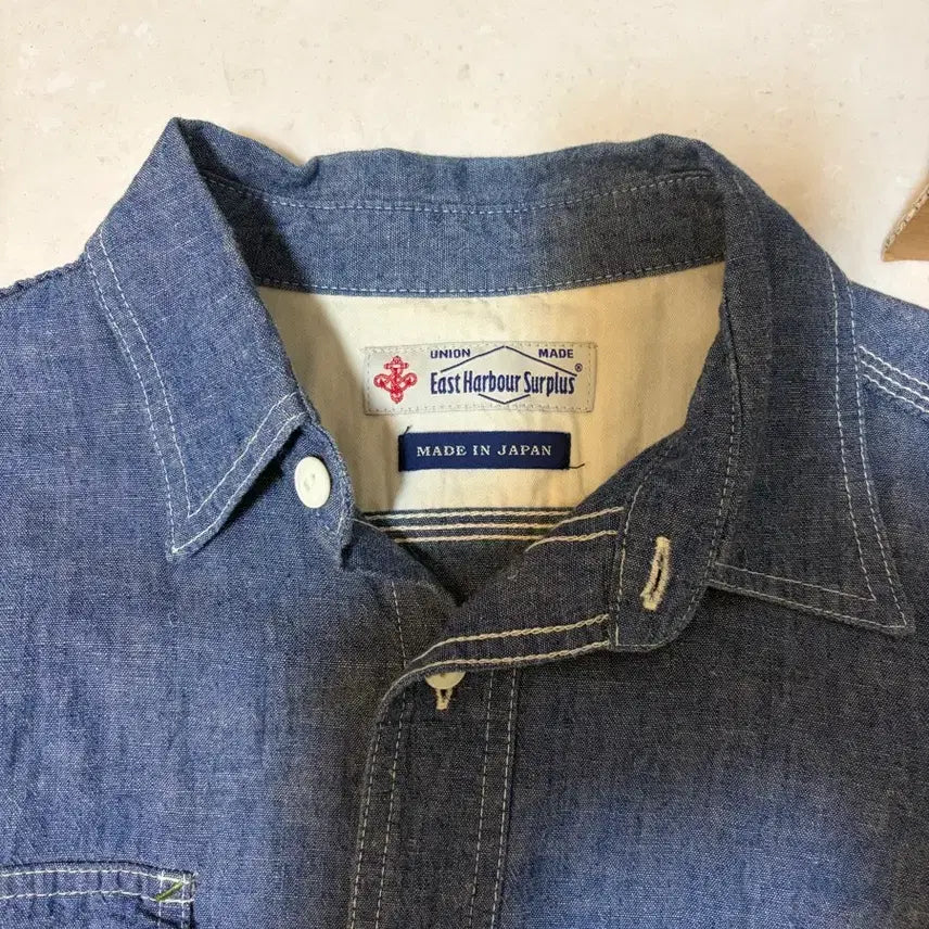 [SOLD OUT] 이스트하버 서플러스 샴브레이 셔츠
