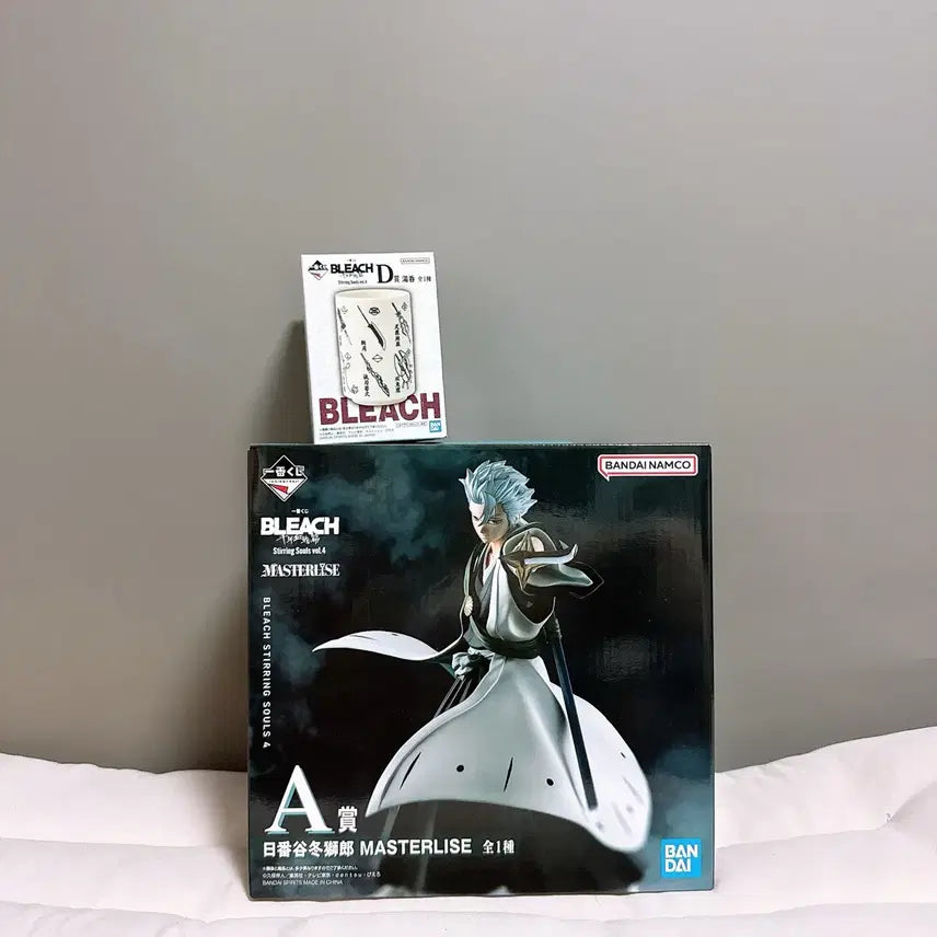 [BUNJANG] Bleach Toshiro Figure and Cup Goods Set / 블리치 피규어 컵 굿즈