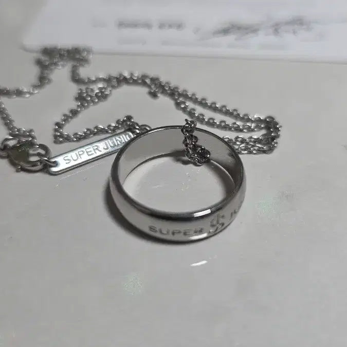 [BUNJANG] Super Junior 17th Anniversary Donghae Necklace / 슈퍼주니어 17주년 목걸이 동해