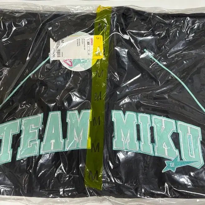 [BUNJANG] SPAO x Hatsune Miku Windbreaker M / 스파오 하츠네 미쿠 윈드브레이커 M