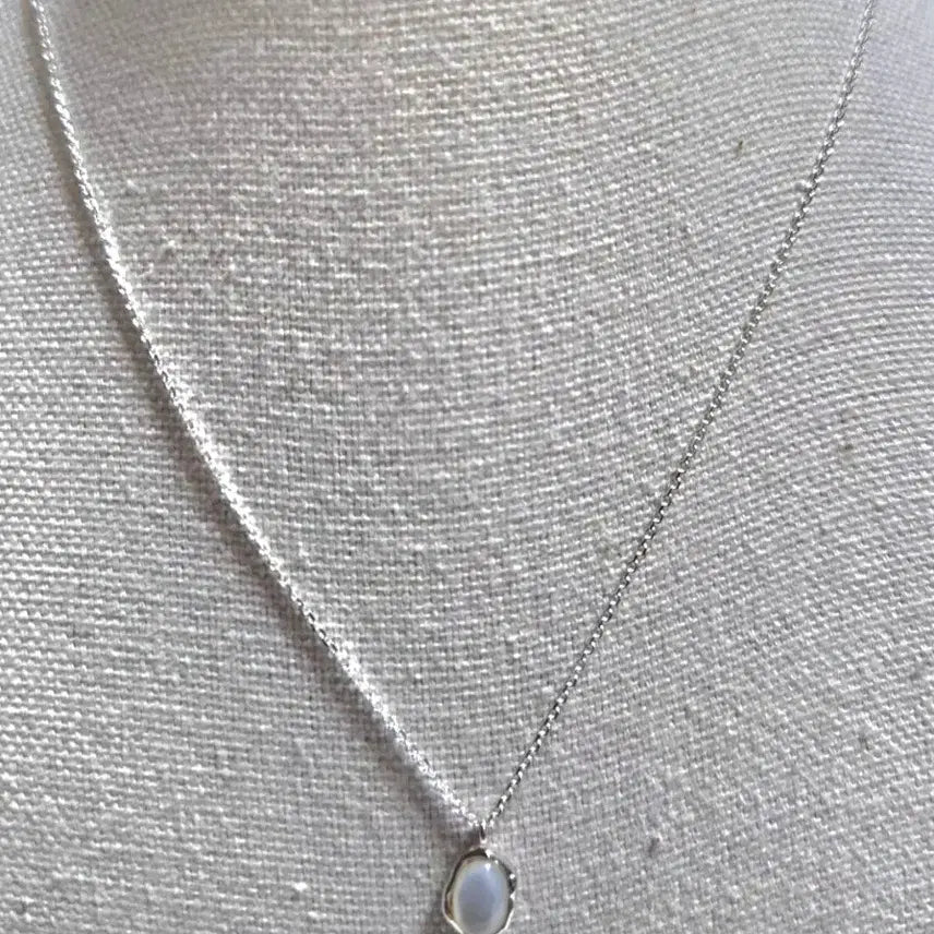 [BUNJANG] 925 Sterling Silver Crystal Necklace / 