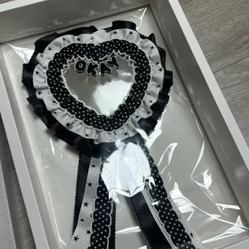 [BUNJANG] xikers Jinhung OK Special Gift Rosette Mirror / 싸이커스 김정훈 오케이 스페셜기프트 역조공 로제트 거울