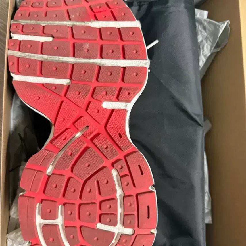 [BUNJANG] Balenciaga 3XL Red Size 43 / 발렌시아가 3xl 레드 43사이즈
