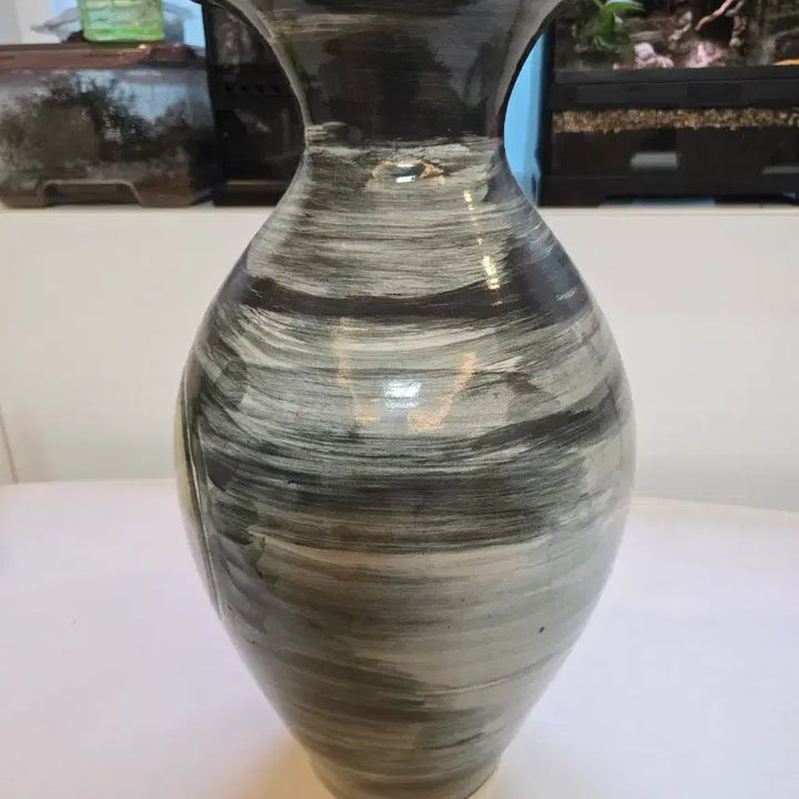 [BUNJANG] Chojeon Park Byung-sik Celadon Porcelain Vase / 초전 박병식선생 분청사기