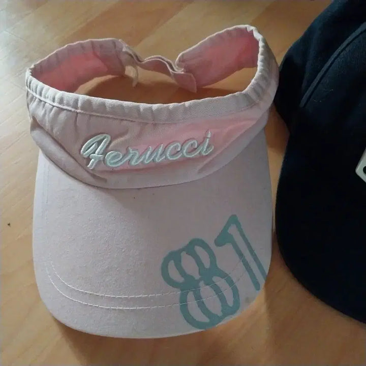 [BUNJANG] Ferucci Sun Cap (Pink) &amp; Dice Ball Cap (Black) Set / 페루치 썬캡 핑크 + 주사위 볼캡 블랙