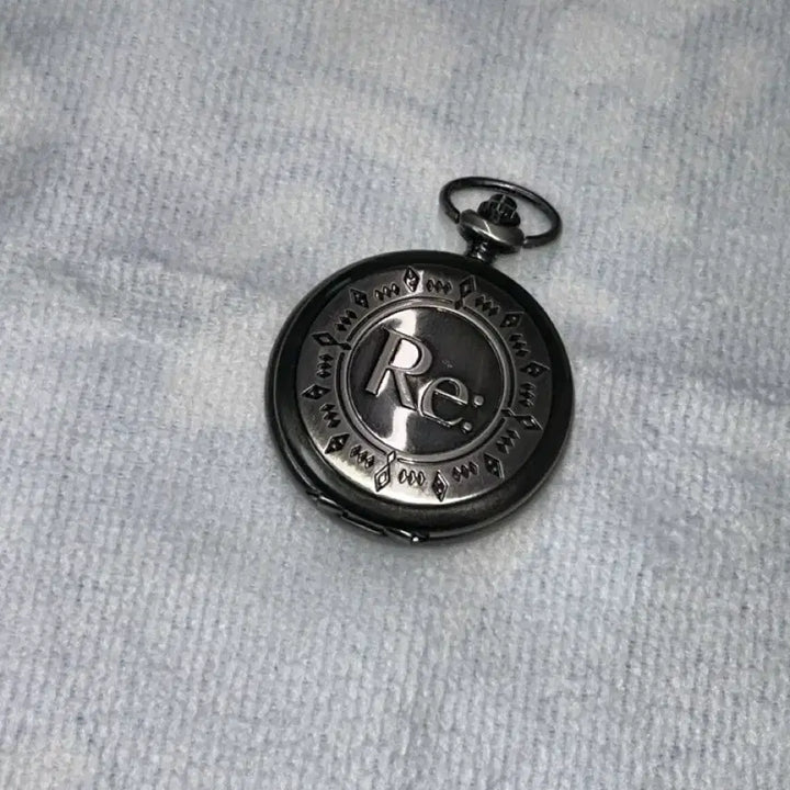 [BUNJANG] Re:Zero Rem Emilia Pocket Watch / 희귀매물)시험기간기념가격인하)리제로 렘에밀리아 회중시계
