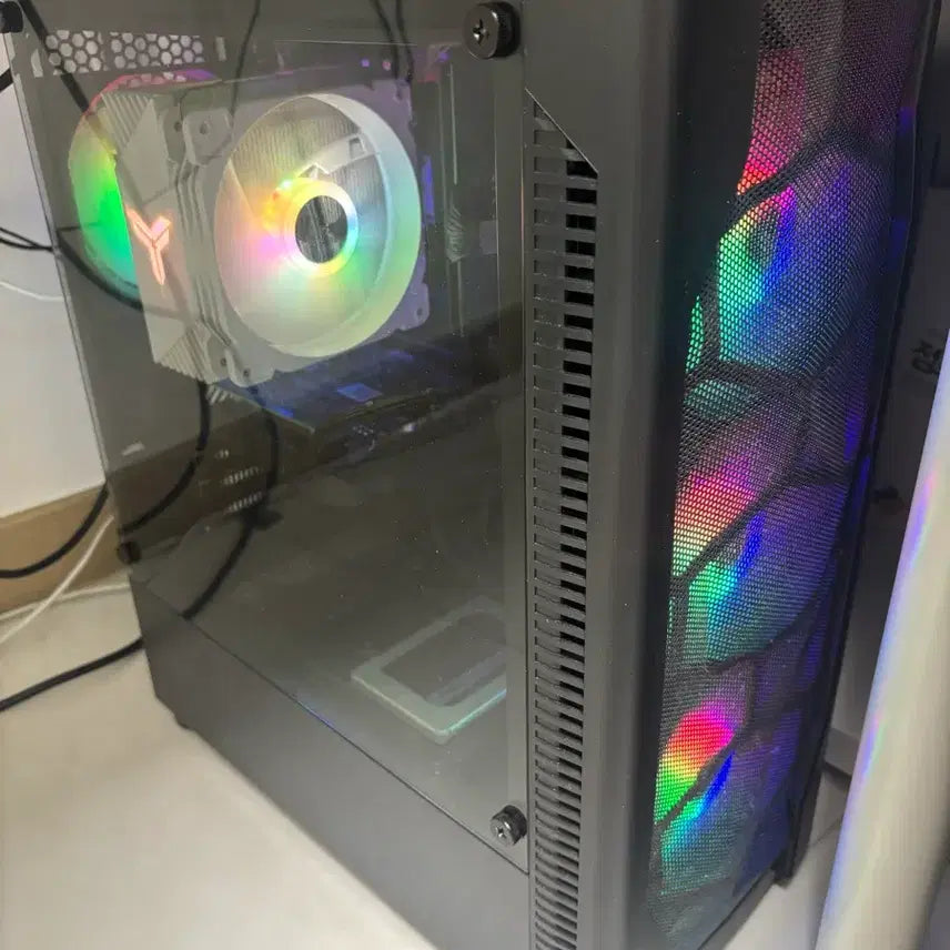 [BUNJANG] Custom Gaming Desktop PC / 컴퓨터 본체 판매합니다.