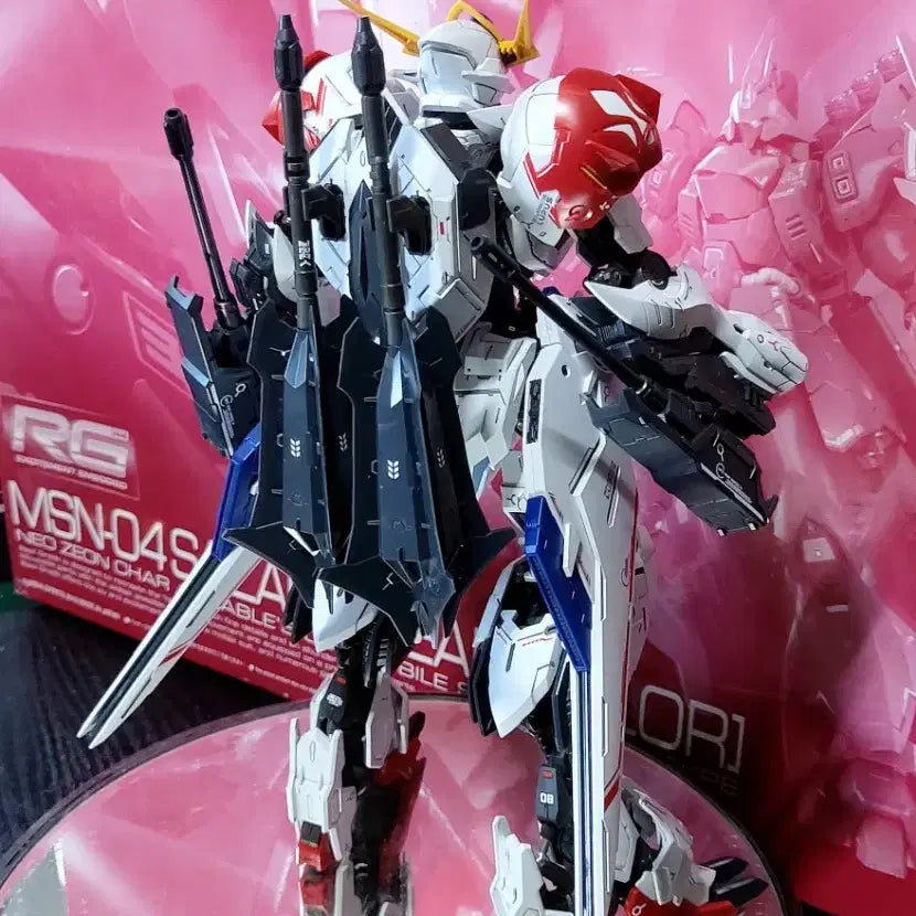 [BUNJANG] Bandai MG Barbatos Lupus Gundam Model Kit with Delphi Decals / 반다이 MG 발바토스 루프스 건담 + 델피데칼 완성품 팝니다