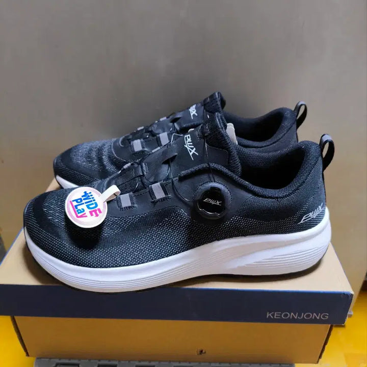 [BUNJANG] Proworldcup 265mm Lightweight Dial Sneakers Wide Fit / (새상품)265 여름 경량 다이얼 운동화 발볼 넓음 프로월드컵