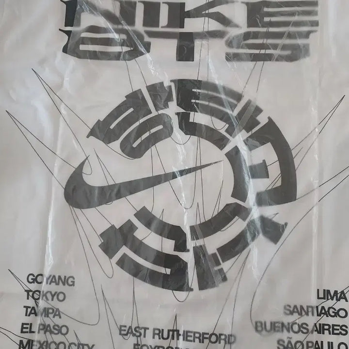[BUNJANG] Nike x BTS Collaboration White T-Shirt / nike  BTS  L 105 반팔 흰색