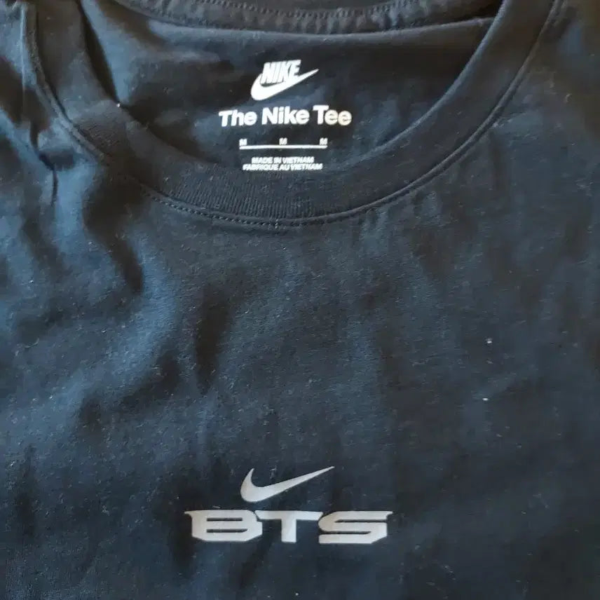 [BUNJANG] Nike BTS Collaboration Black T-Shirt XL / nike BTSㅡ XL 콜라보 반팔티 블랙 여성용