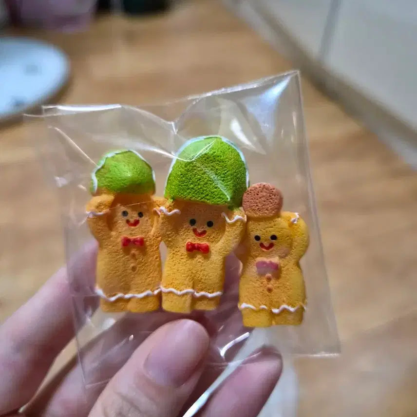 [BUNJANG] Gingerbread Man Mini Figure Set (3 Types) / 진저맨브레드 미니 피규어 3종 세트