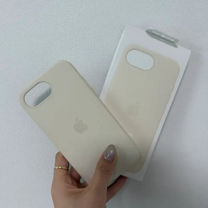 [BUNJANG] Apple iPhone 17e Official Case Vanilla / 아이폰17e 정품케이스 바닐라