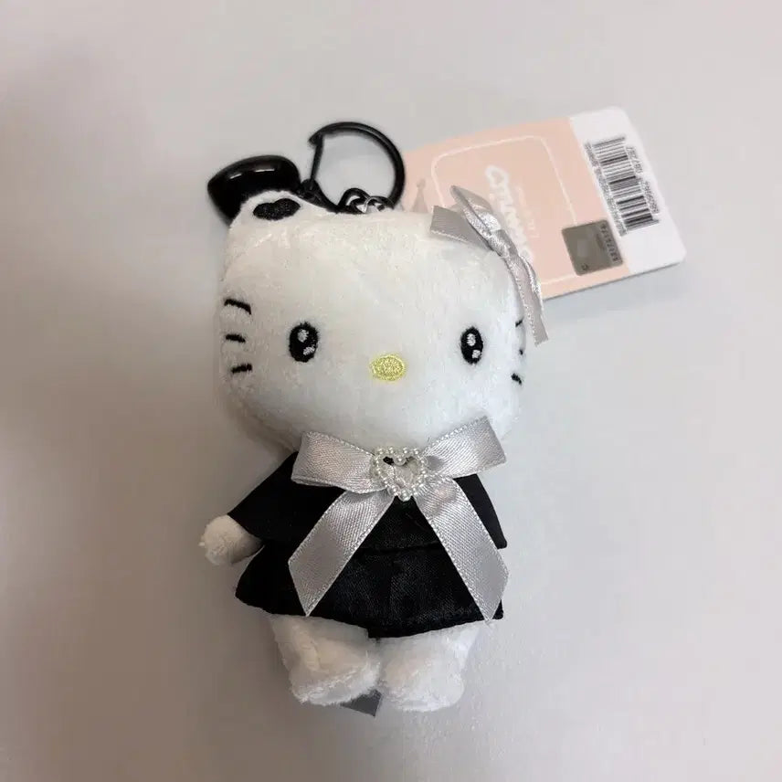 [BUNJANG] Hello Kitty Doll Keyring Black / 헬로키티 인형 키링 블랙