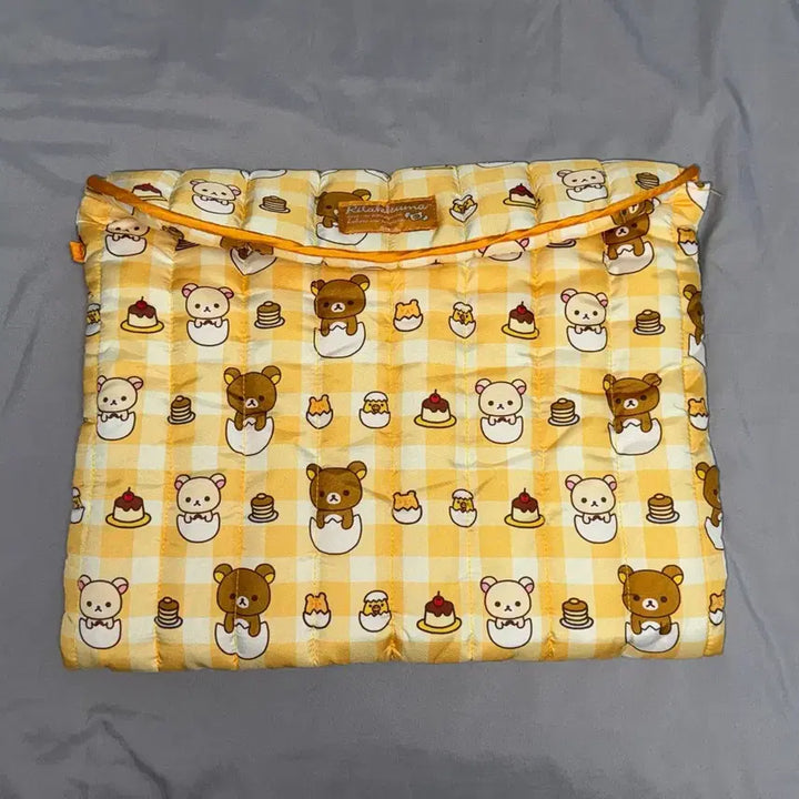 [BUNJANG] Spao Rilakkuma Laptop Pouch L / 스파오 리락쿠마 노트북 파우치 L