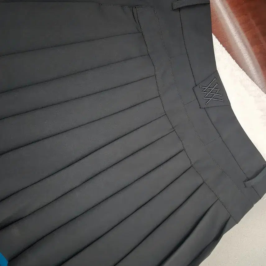 [BUNJANG] ANEW Golf Summer Pleated Skort Black / ANEW 어뉴 골프 썸머 플리츠 치마바지 블랙