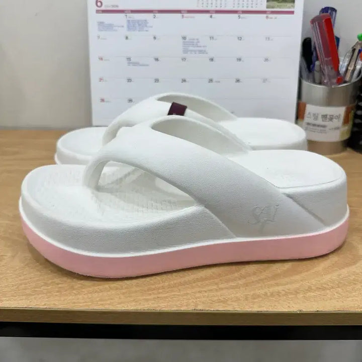 [BUNJANG] Saint Satin Platform Flip-Flops (250mm) / (후기2,064)세인트새틴 키높이 쪼리(250mm/235-240mm추천)